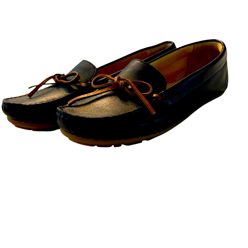Clark’s Navy Loafers Comfort Collection Gently Worn